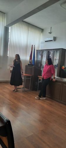 Prezentarea unui certificat de participare