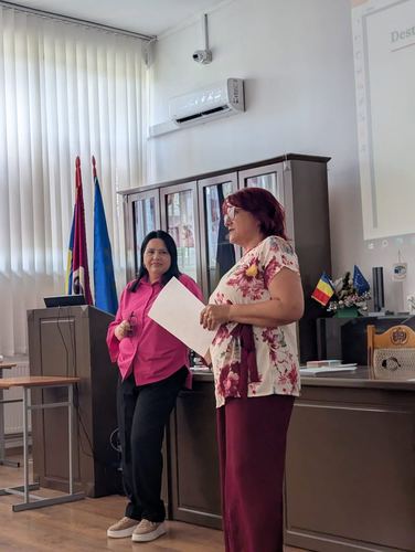 Ceremonie de certificare la finalul unui program de formare continuă