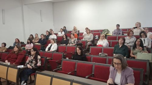 Sesiune de formare continuă pentru cadrele didactice